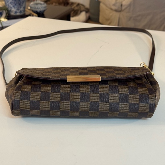 🤎  LOUIS VUITTON  POUCHETTE CHECKERED PATTERN SHOULDER BAG! - Picture 10 of 12